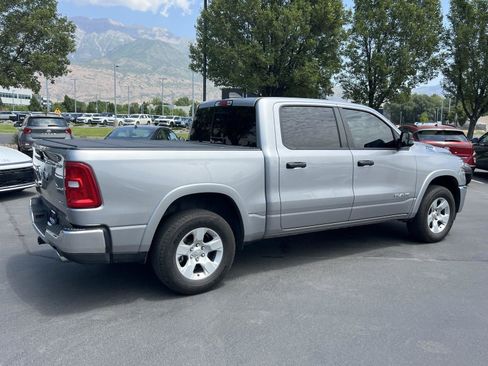 Used 2025 RAM 1500 Big Horn AWD/4WD image 7