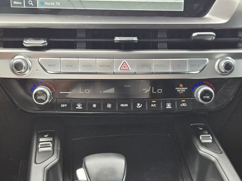 Certified 2023 Kia Telluride S w/ S Sunroof Package FWD image 21