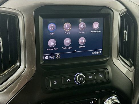 Used 2021 GMC Sierra 1500 4x4 Crew Cab w/ Sierra Value Package image 19