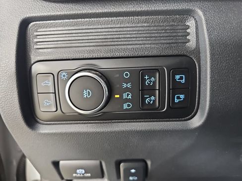 Used 2025 Ford F350 Lariat w/ Tremor Off-Road Package AWD/4WD image 31