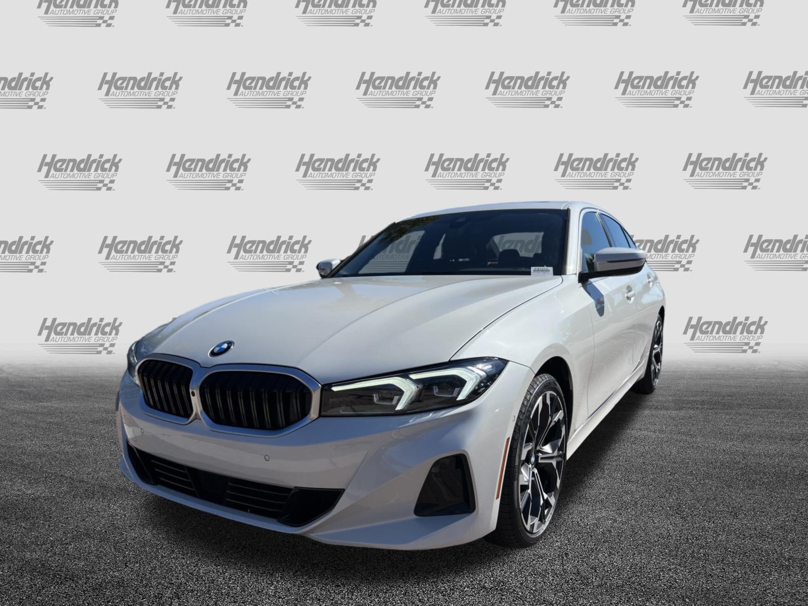 Certified 2025 BMW 330i Sedan RWD image 5