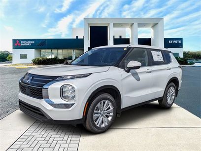 New 2025 Mitsubishi Outlander ES