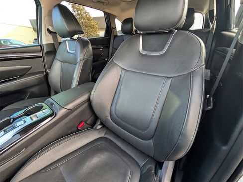 Used 2022 Hyundai Tucson Limited image 18