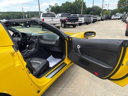 Used 2008 Chevrolet Corvette Coupe w/ Preferred Equipment Group RWD image 42