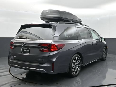 Used 2026 Honda Odyssey Elite image 7