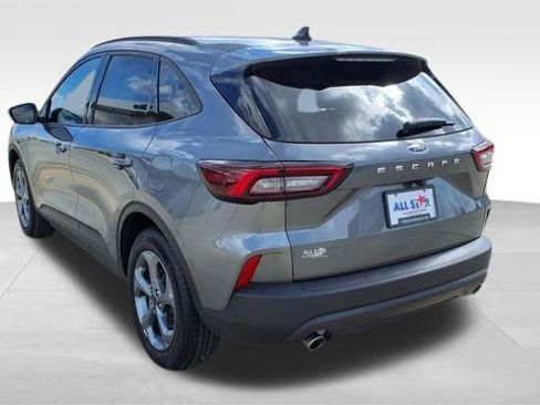 Used 2025 Ford Escape ST-Line image 7