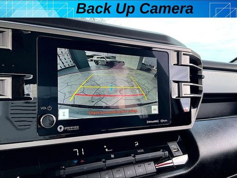 Used 2022 Toyota Tundra SR5 w/ TRD Off-Road Package image 15