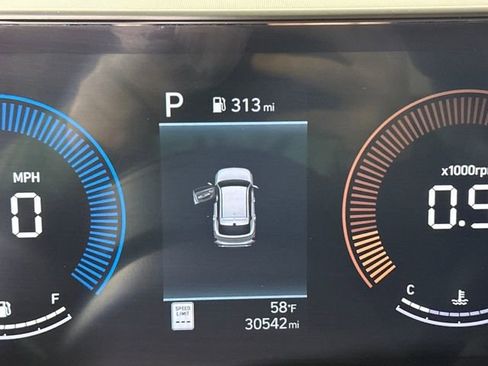 Certified 2024 Hyundai Kona SEL image 18