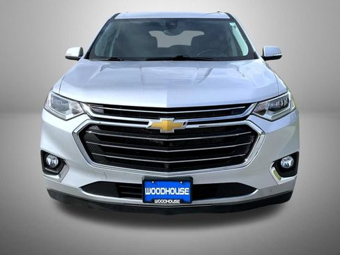 Used 2021 Chevrolet Traverse Premier AWD/4WD image 2