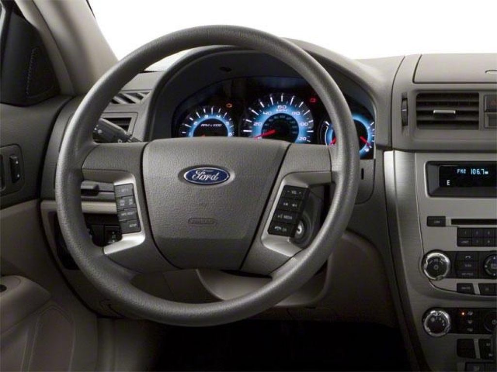Used 2010 Ford Fusion S FWD image 6