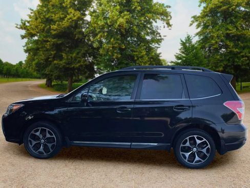 Used 2015 Subaru Forester 2.0XT Touring AWD/4WD image 5