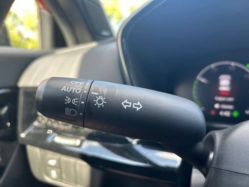 Used 2025 Honda CR-V Sport Touring image 18