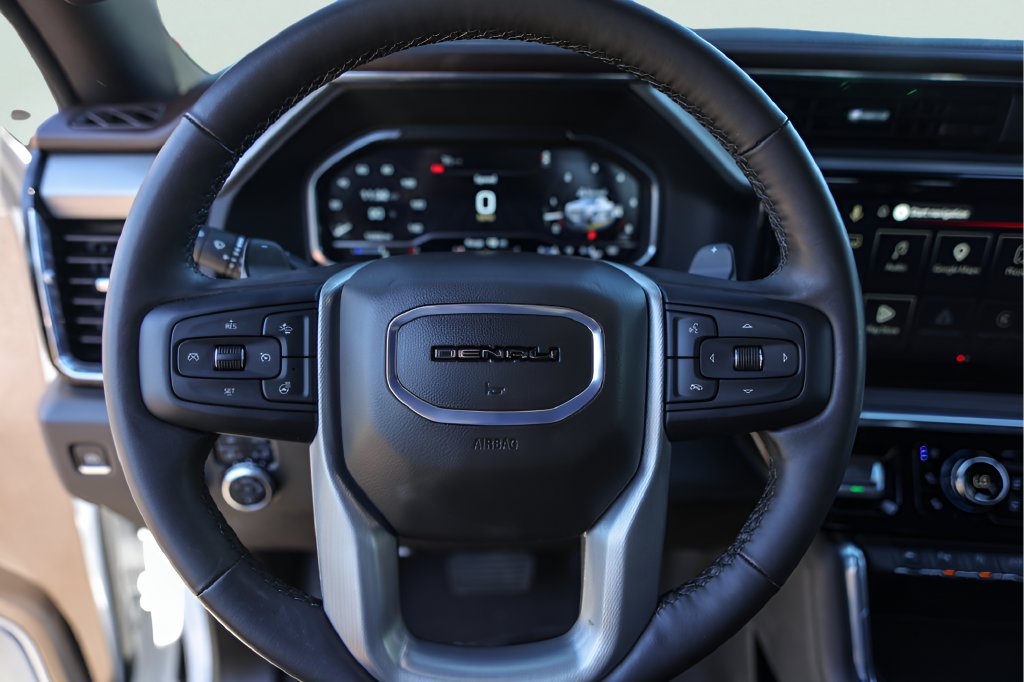 Used 2024 GMC Sierra 1500 Denali w/ Denali Reserve Package AWD/4WD image 14