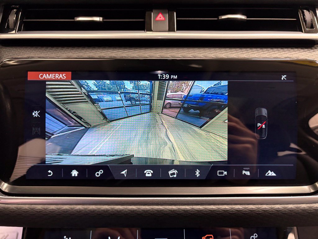 Used 2020 Land Rover Range Rover Velar S AWD/4WD image 19