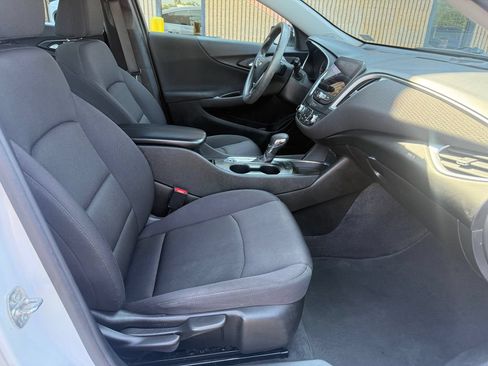 Used 2023 Chevrolet Malibu LT w/ Driver Confidence Package FWD image 17