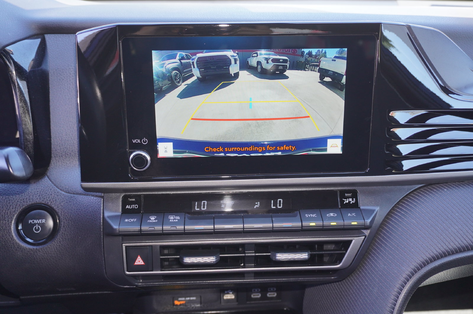 Certified 2025 Toyota Camry SE FWD image 16