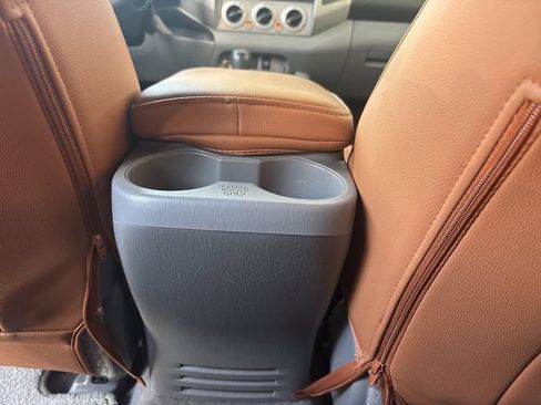 Used 2009 Toyota Tacoma PreRunner RWD image 19