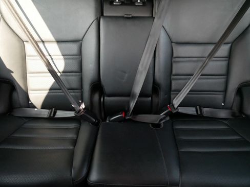 Used 2017 Kia Sorento EX w/ EX Premium Package AWD/4WD image 13