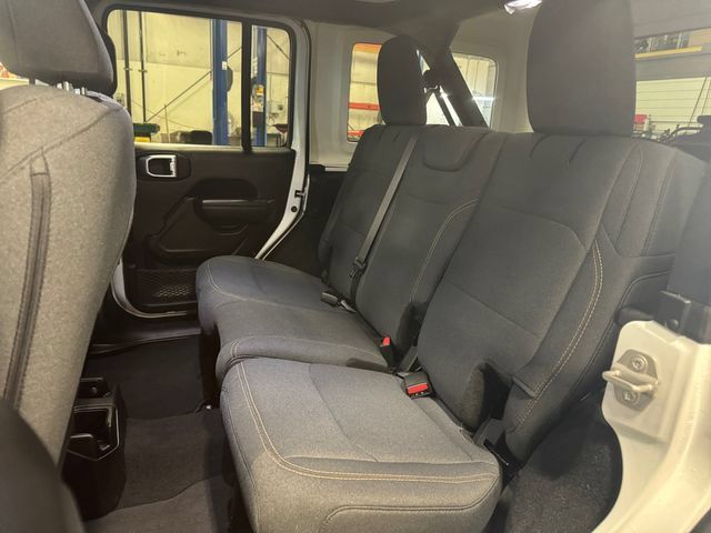 Used 2024 Jeep Wrangler Unlimited Sport AWD/4WD image 16