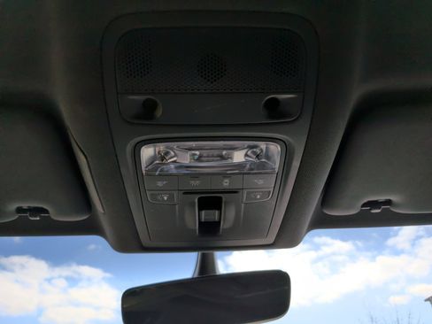 Used 2018 Audi Q3 2.0T Premium Plus image 33