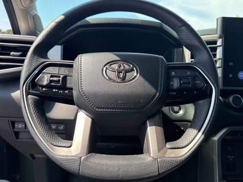 Used 2022 Toyota Tundra Limited image 8