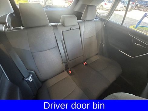 Used 2025 Toyota RAV4 XLE image 28