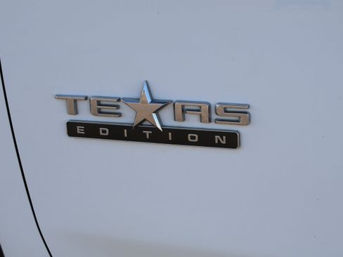 Used 2023 Chevrolet Silverado 3500 LTZ w/ LTZ Texas Edition image 3