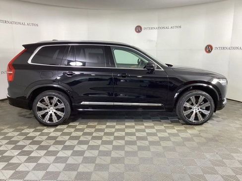 New 2025 Volvo XC90 T8 Plus w/ Protection Package Premier AWD/4WD image 4