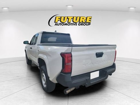 Used 2025 Toyota Tacoma SR image 4