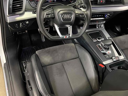 Used 2018 Audi SQ5 Prestige w/ Prestige Package image 38