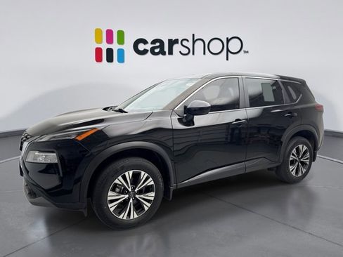 Used 2023 Nissan Rogue SV image 1