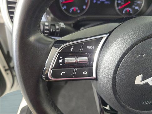 Used 2023 Kia Seltos S image 15