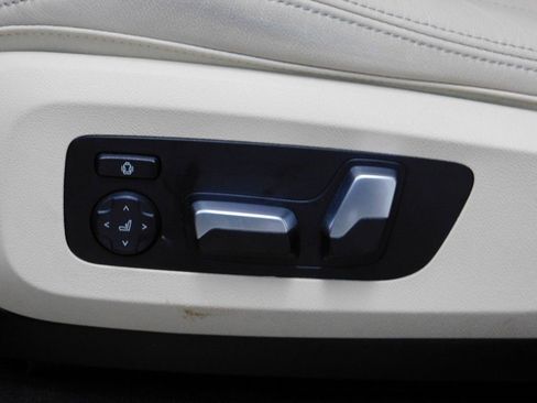 Used 2021 BMW X5 xDrive40i image 32