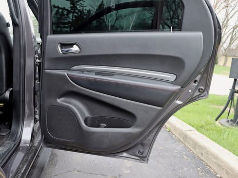 Used 2018 Dodge Durango R/T w/ Blacktop Package AWD/4WD image 34
