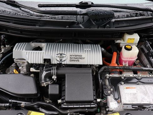 Used 2011 Toyota Prius Four w/ Solar Roof Pkg image 39