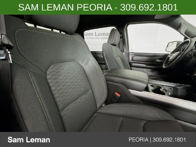 New 2026 RAM 1500 Express AWD/4WD image 25