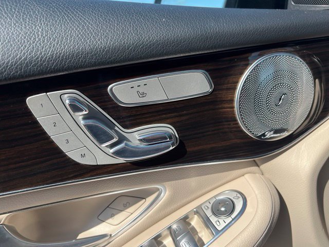 Used 2017 Mercedes-Benz GLC 300 4MATIC image 17