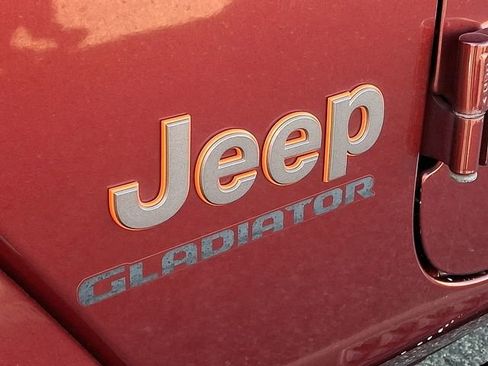 Used 2021 Jeep Gladiator Mojave image 30