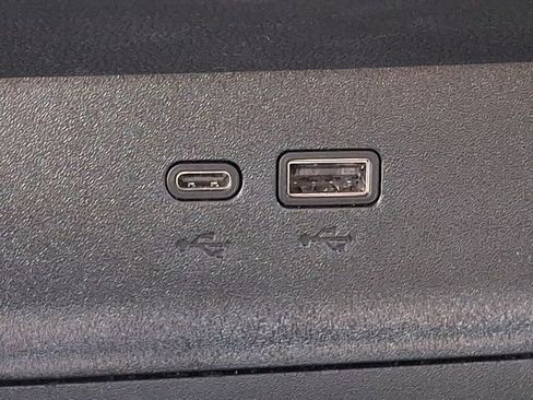 Used 2025 Chevrolet Equinox LT AWD/4WD image 25