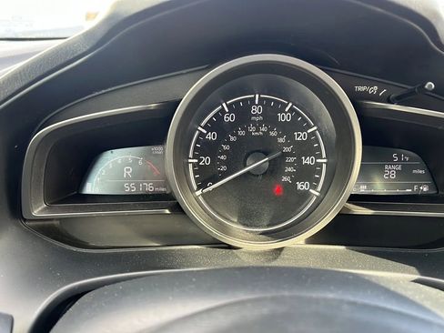 Used 2018 MAZDA MAZDA3 Touring image 29