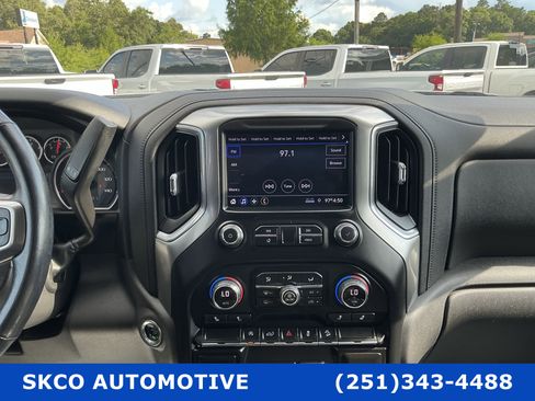 Used 2020 Chevrolet Silverado 1500 RST AWD/4WD image 16