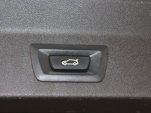 Used 2019 BMW X3 sDrive30i RWD image 14