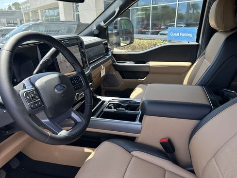 New 2025 Ford F250 Lariat w/ Lariat Ultimate Package image 12