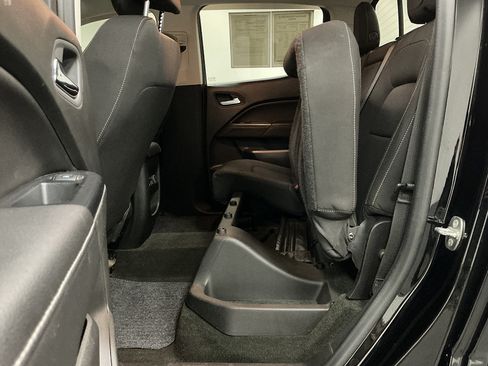 Used 2017 GMC Canyon SLE w/ SLE Convenience Package AWD/4WD image 23