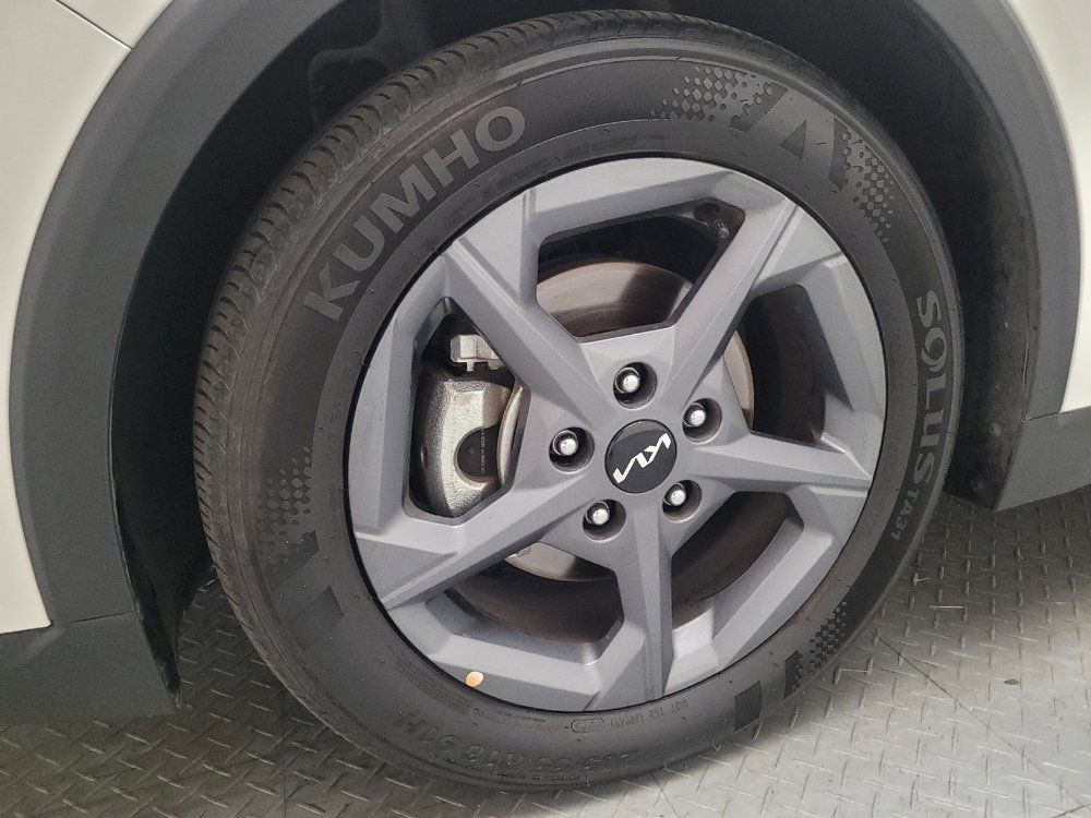 Used 2025 Kia K4 FWD image 31