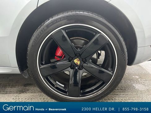 Used 2021 Porsche Macan GTS image 14