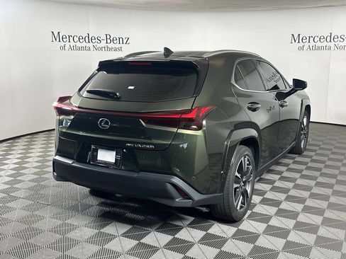 Used 2024 Lexus UX 250h AWD w/ Premium Package image 7