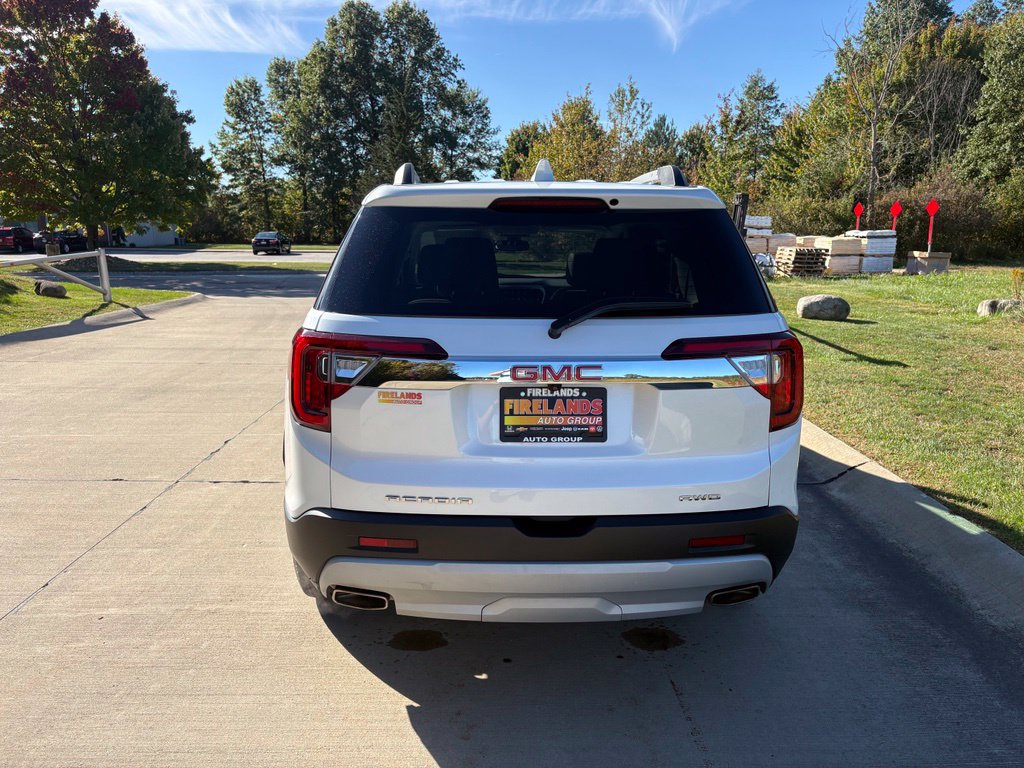 Used 2023 GMC Acadia SLT w/ Technology Package AWD/4WD image 8