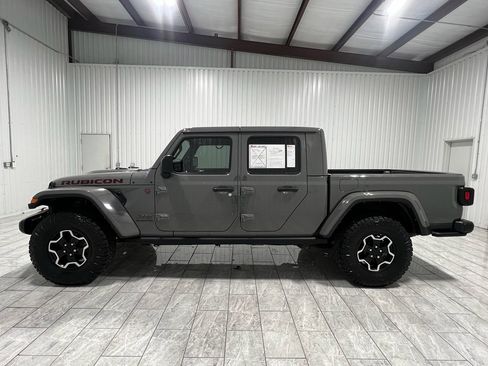 Used 2021 Jeep Gladiator Rubicon image 2