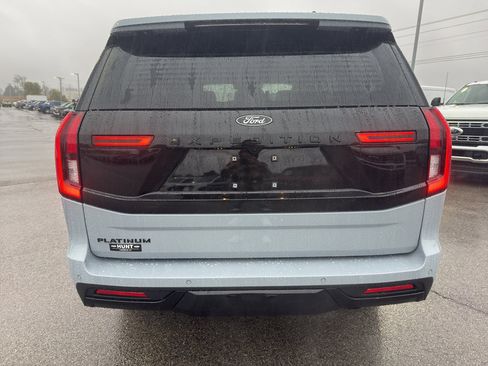 New 2025 Ford Expedition Platinum w/ Stealth Performance Package image 7